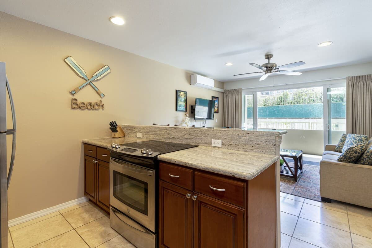 Condo in Kapaa · ★4.9 · 2 bedrooms · 3 beds · 1 private bath - Photo 3