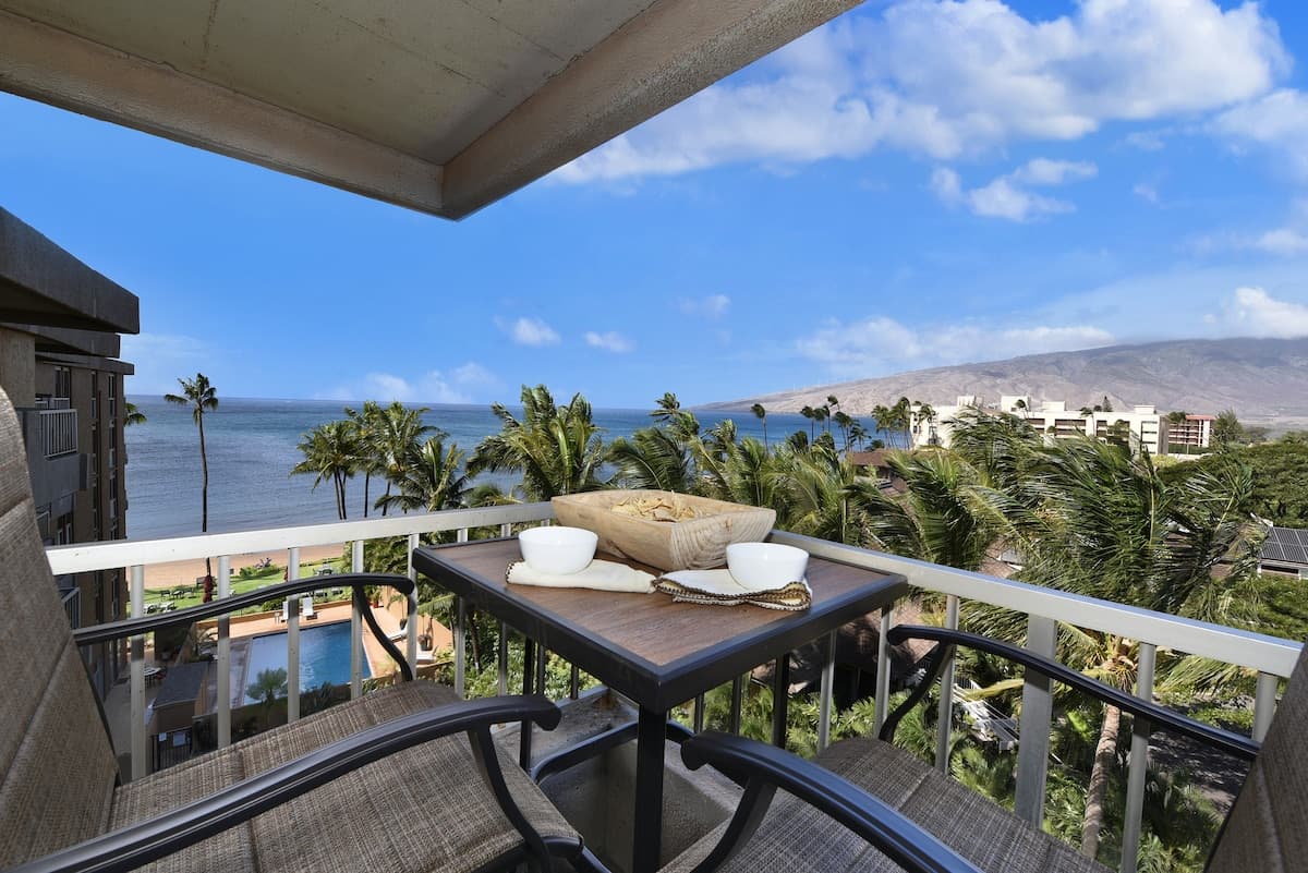 Condo in Kihei · ★4.76 · 1 bedroom · 2 beds · 2 baths - Photo 2