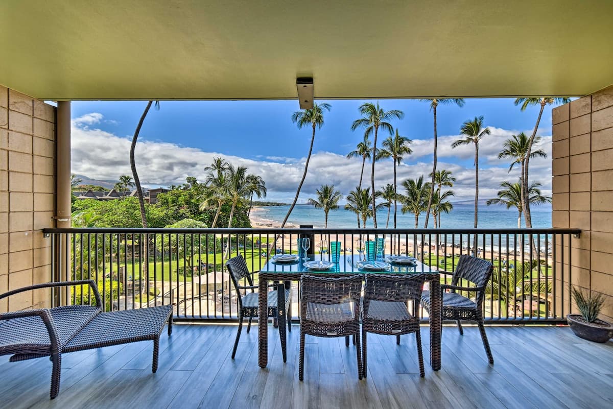 Condo in Kihei · ★4.87 · 2 bedrooms · 3 beds · 2 baths - Photo 1