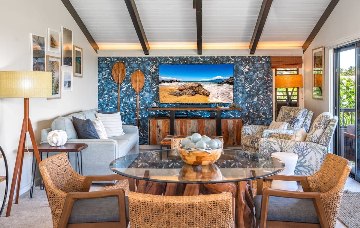 Condo in Kihei · ★4.95 · 1 bedroom · 2 beds · 2 baths - Photo 5
