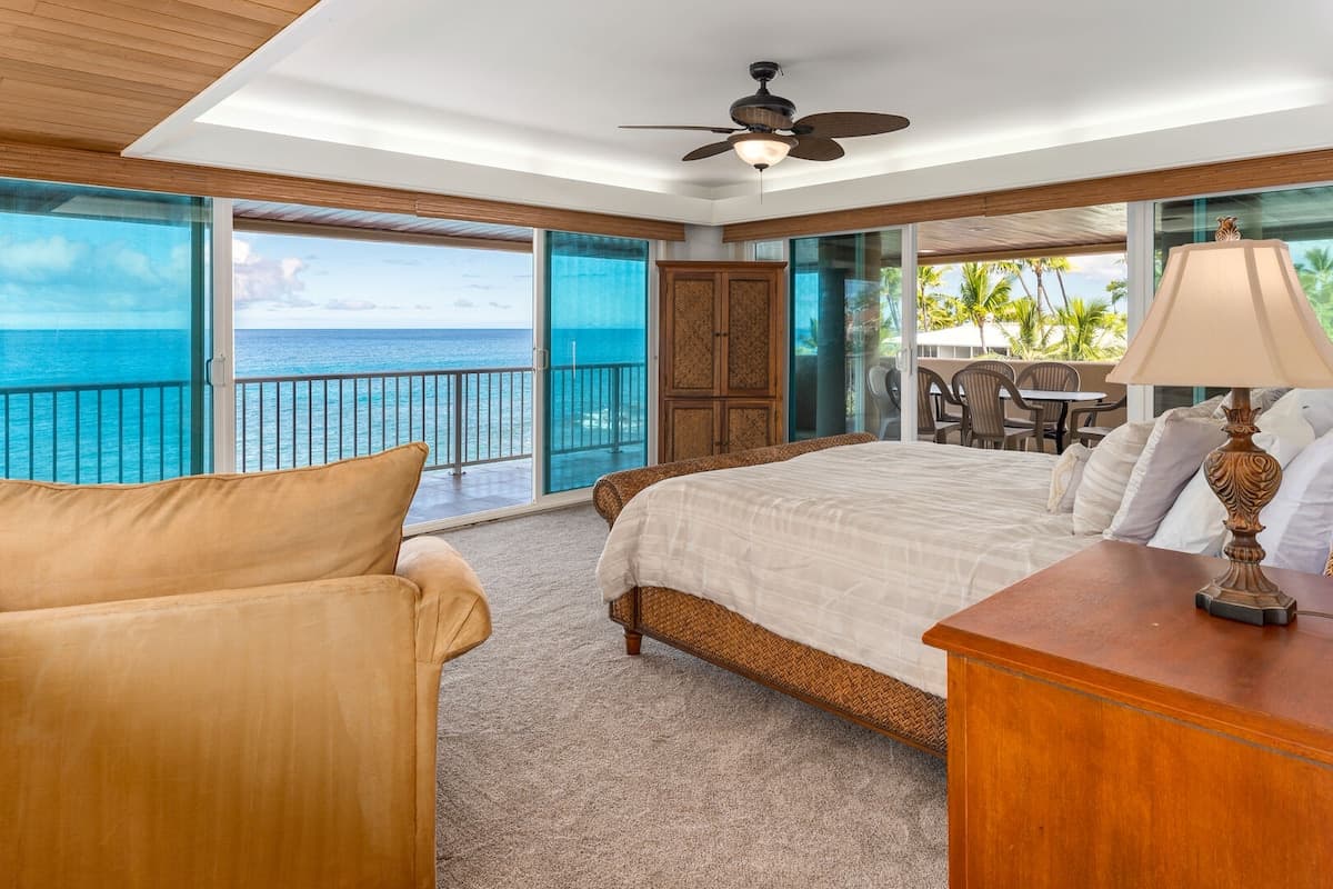 Home in Kailua-Kona · ★4.89 · 4 bedrooms · 4 beds · 4 baths - Photo 5