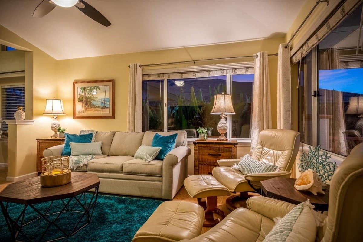 Home in Kailua-Kona · ★5.0 · 2 bedrooms · 3 beds · 2 baths - Photo 4