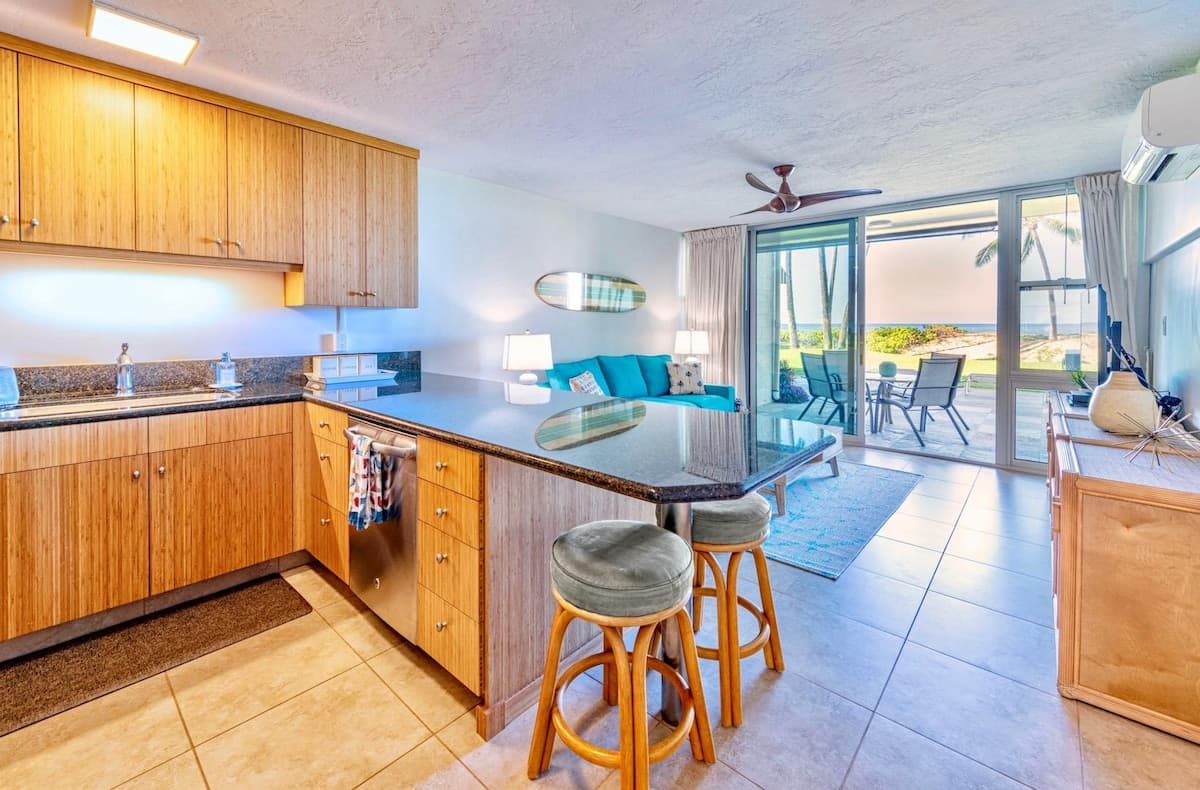 Condo in Kihei · ★4.96 · 1 bedroom · 2 beds · 1 private bath - Photo 1
