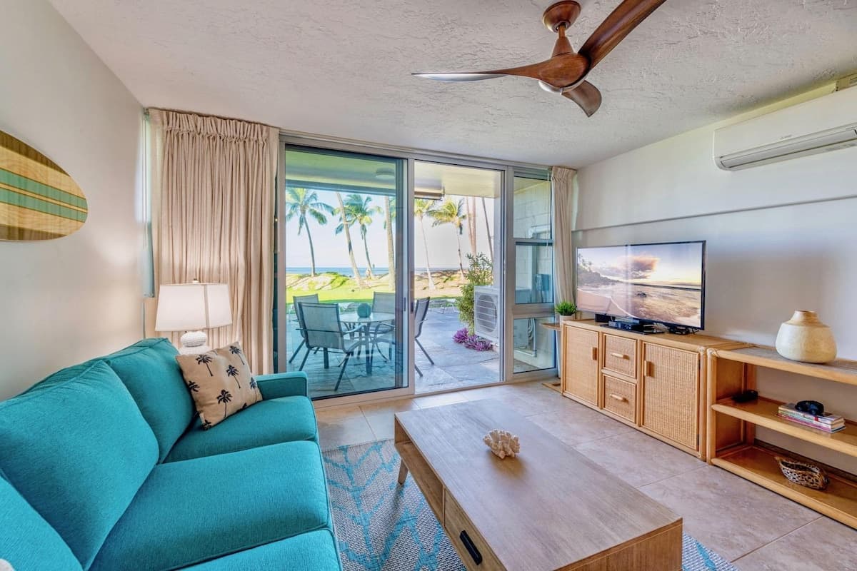 Condo in Kihei · ★4.96 · 1 bedroom · 2 beds · 1 private bath - Photo 3