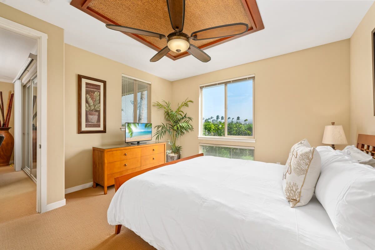 Condo in Waimea · ★4.83 · 2 bedrooms · 2 beds · 2 baths - Photo 3