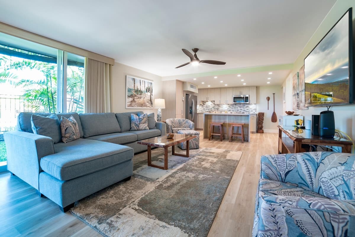 Condo in Lahaina · ★4.79 · 2 bedrooms · 3 beds · 2 baths - Photo 5