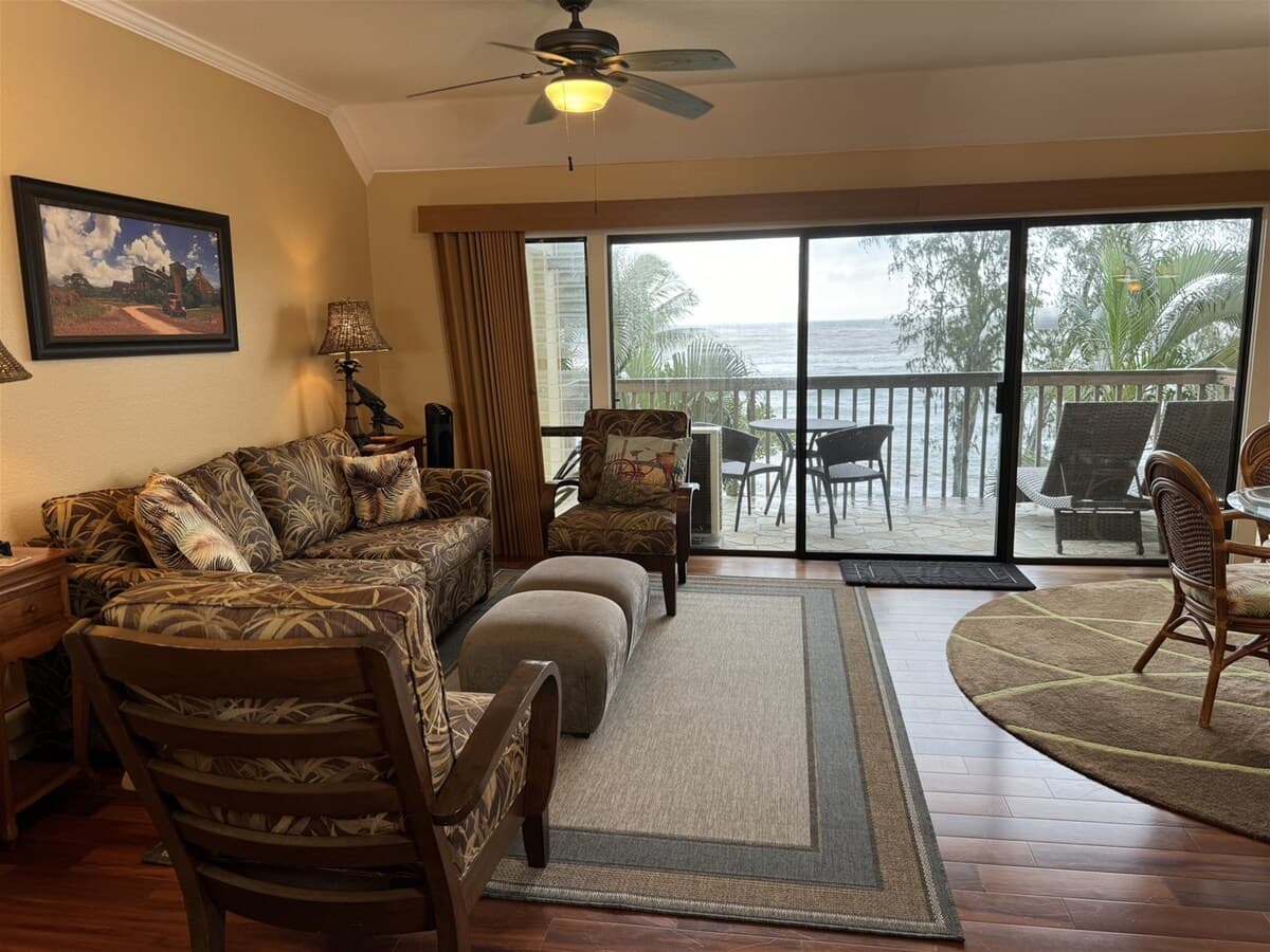 Condo in Kapaa · ★4.64 · 1 bedroom · 2 beds · 1.5 baths - Photo 5