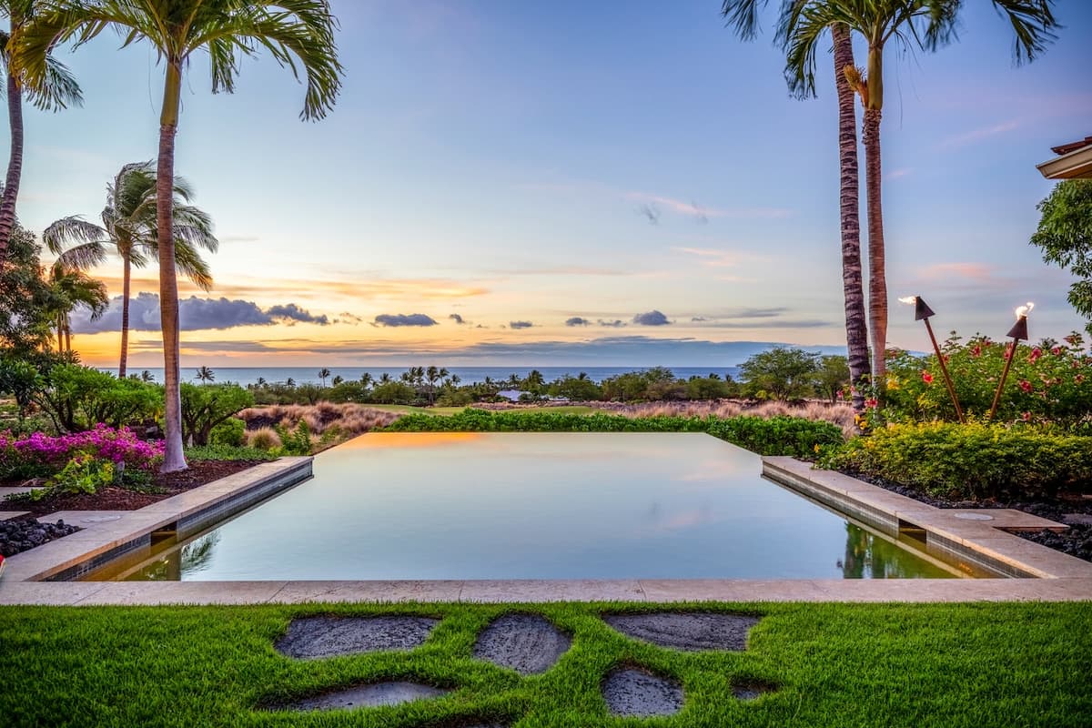 Home in Kailua-Kona · ★5.0 · 4 bedrooms · 4 beds · 4.5 baths - Photo 1