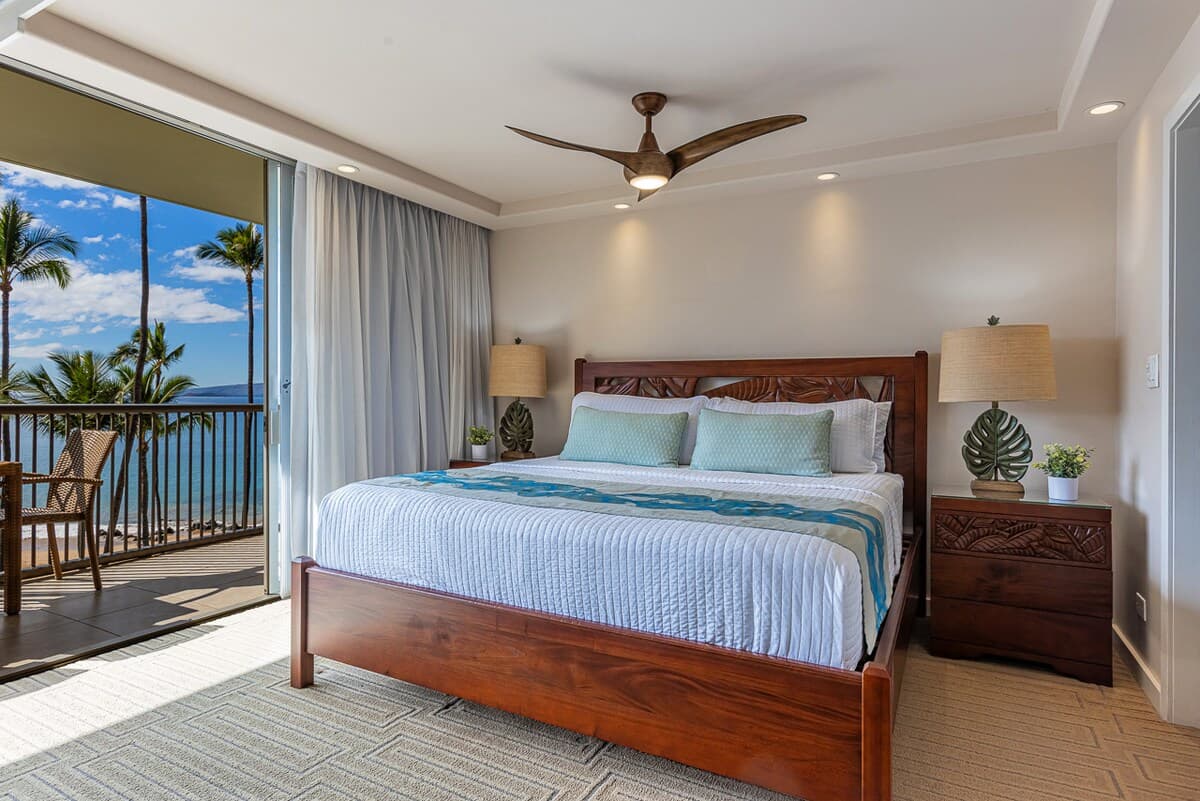 Condo in Kihei · ★4.88 · 2 bedrooms · 3 beds · 2 baths - Photo 3