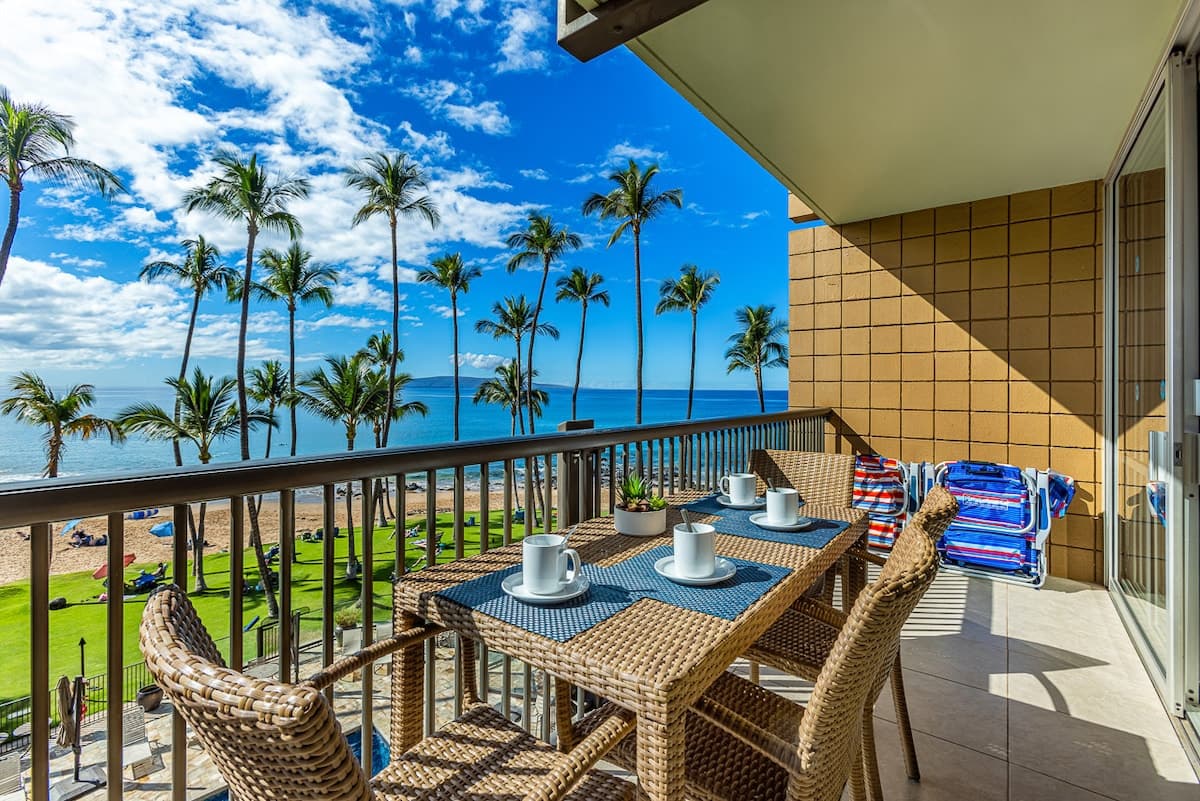 Condo in Kihei · ★4.88 · 2 bedrooms · 3 beds · 2 baths - Photo 1