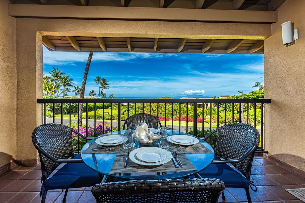 Condo in Kihei · ★4.86 · 1 bedroom · 1 bed · 1 bath - Photo 1