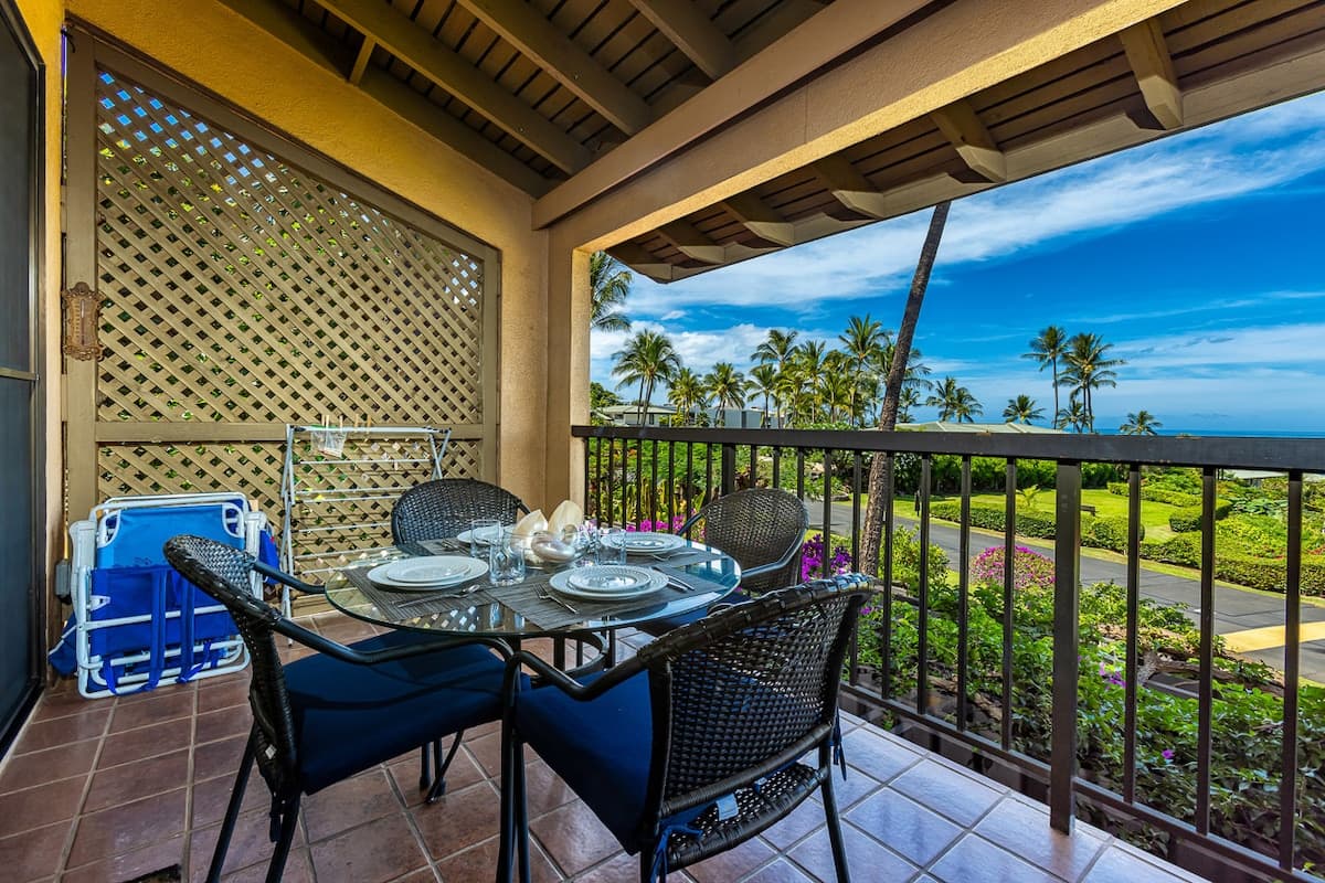 Condo in Kihei · ★4.86 · 1 bedroom · 1 bed · 1 bath - Photo 2
