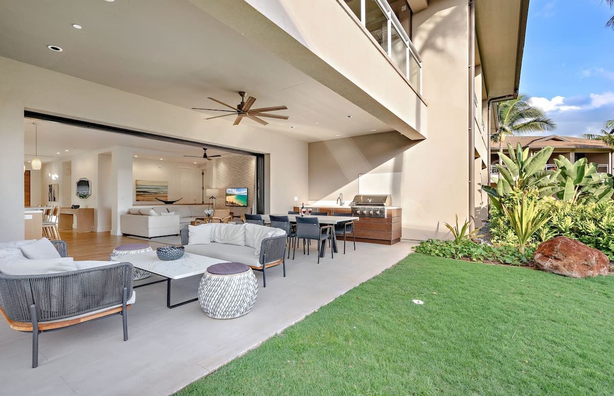 Condo in Lahaina · ★5.0 · 3 bedrooms · 4 beds · 3 baths - Photo 3