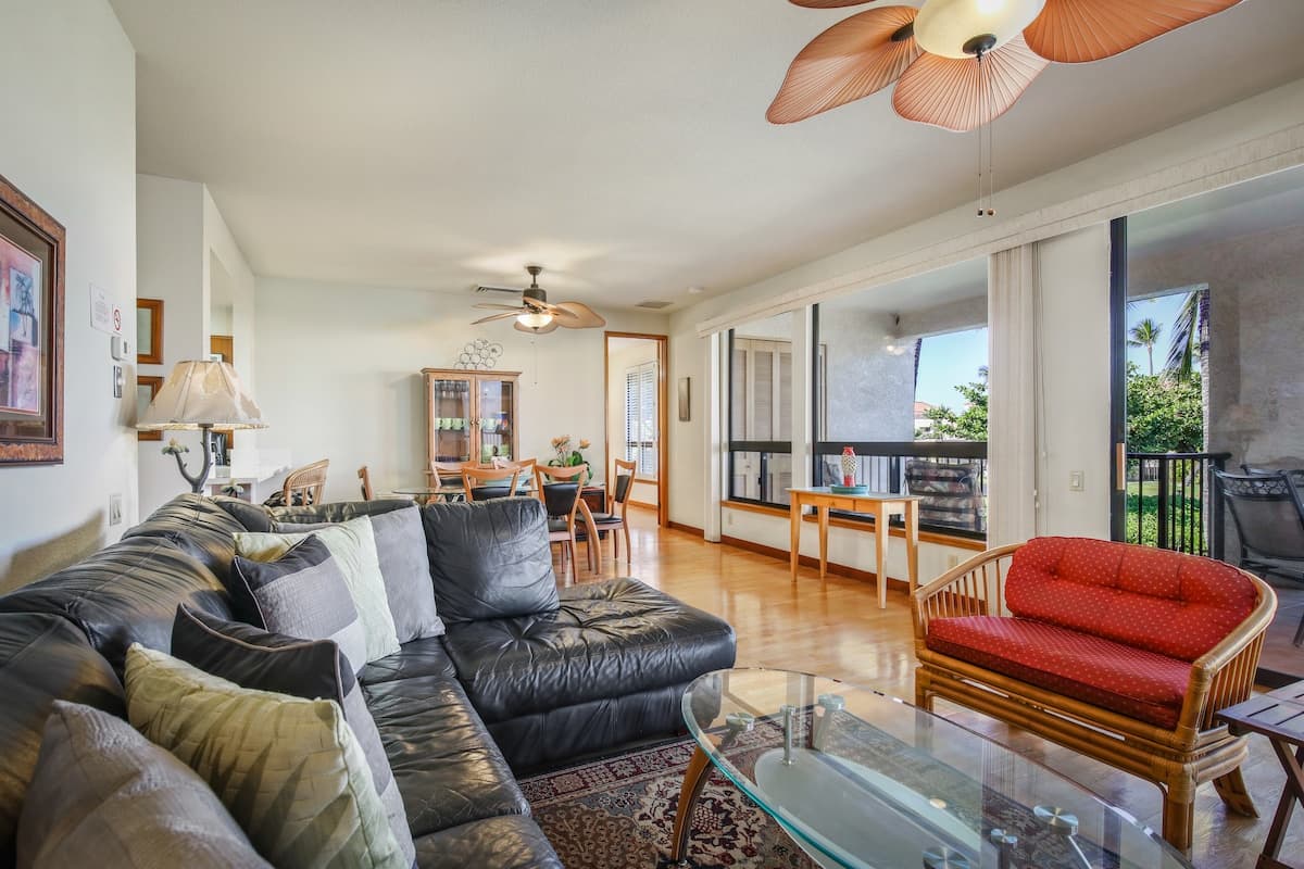 Condo in Waikoloa Village · ★4.9 · 2 bedrooms · 3 beds · 2 baths - Photo 1