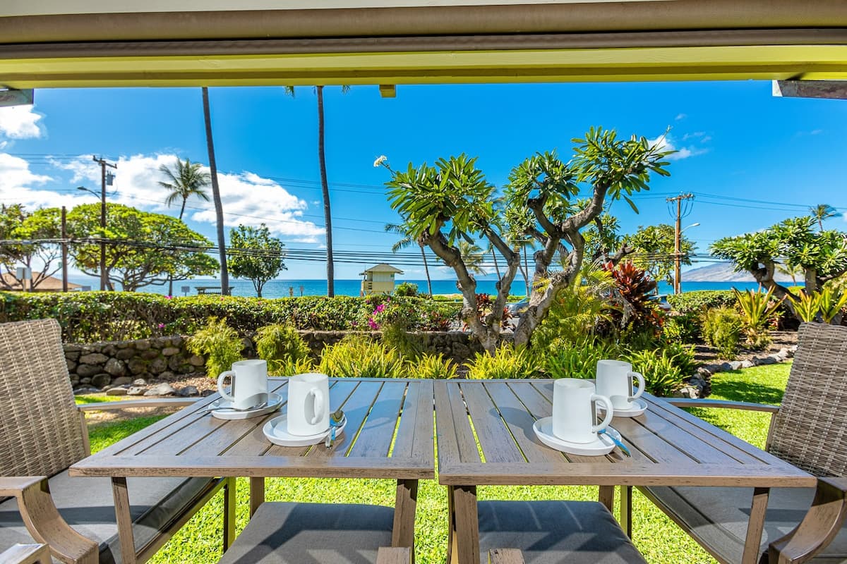 Condo in Kihei · ★4.88 · 2 bedrooms · 2 beds · 1.5 baths - Photo 1
