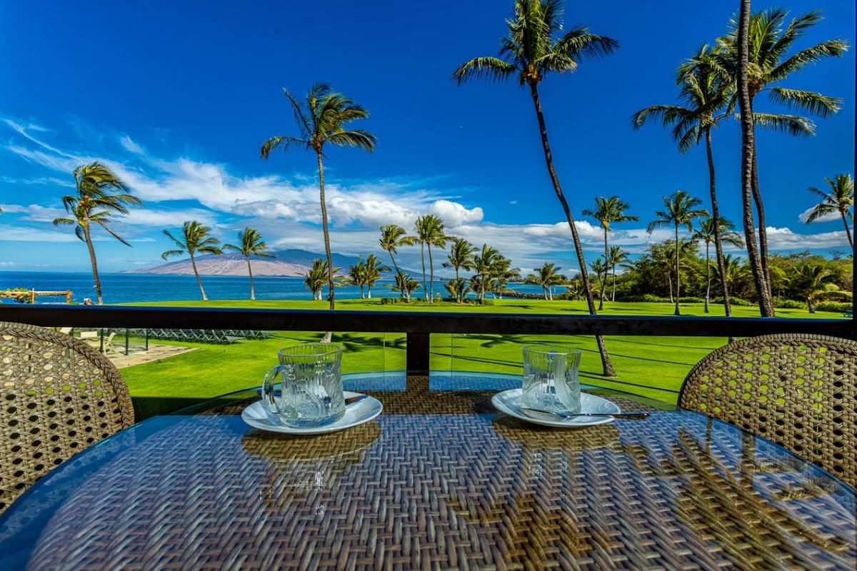 Condo in Kihei · ★4.9 · 1 bedroom · 2 beds · 1 bath - Photo 1