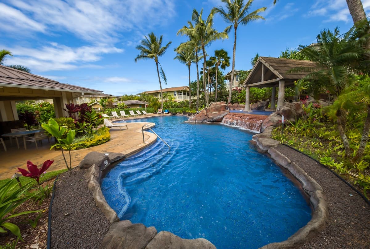 Condo in Princeville · ★4.84 · 2 bedrooms · 3 beds · 2 shared baths - Photo 5