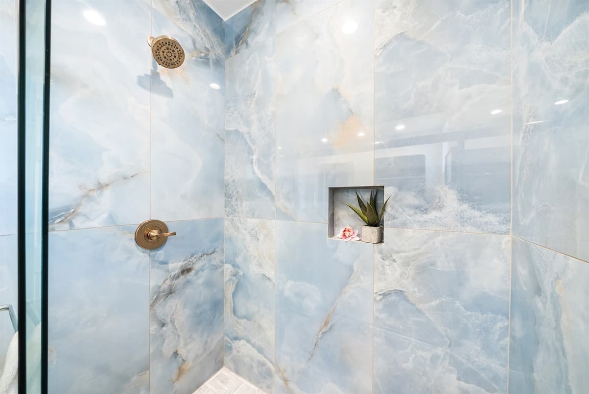 Townhouse in Lahaina · ★4.57 · 3 bedrooms · 5 beds · 2.5 private baths - Photo 3
