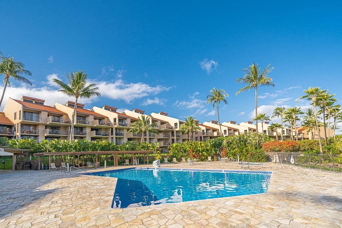 Home in Kihei · ★5.0 · 2 bedrooms · 2 beds · 2 baths - Photo 5