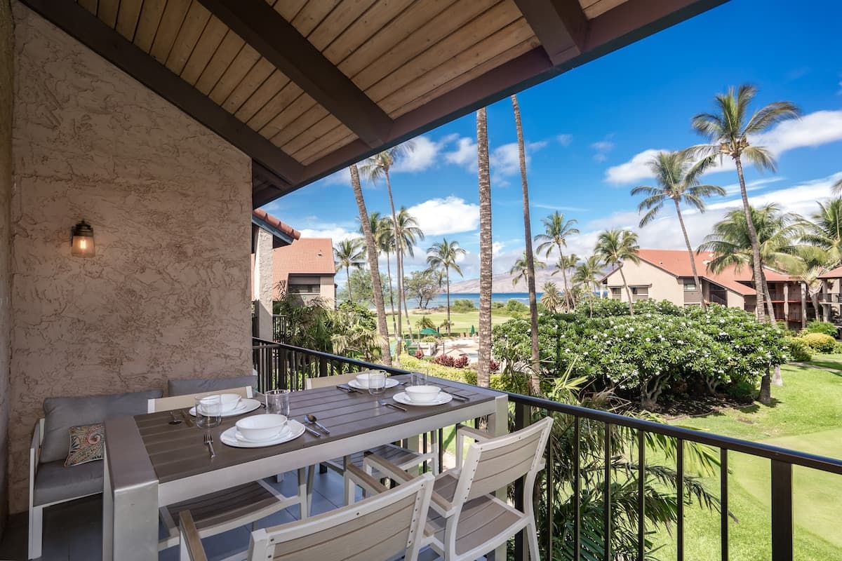 Condo in Kihei · ★4.86 · 2 bedrooms · 4 beds · 2 shared baths - Photo 1