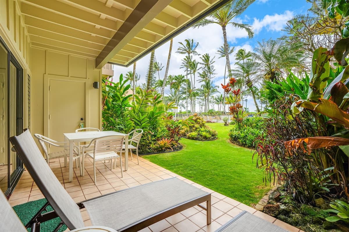 Condo in Kapaa · ★4.8 · 1 bedroom · 2 beds · 1.5 baths - Photo 1