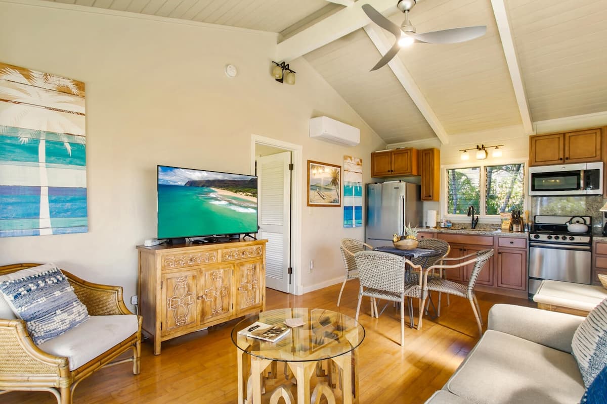 Home in Koloa · ★4.88 · 1 bedroom · 2 beds · 1 bath - Photo 2
