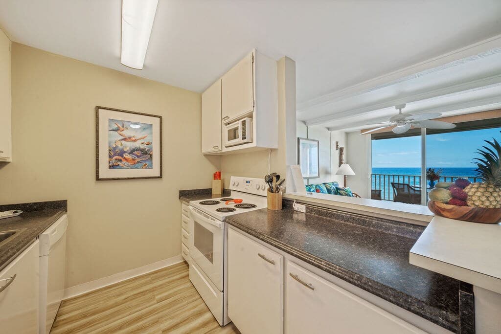 Condo in Kailua-Kona · ★5.0 · 1 bedroom · 2 beds · 1 bath - Photo 3