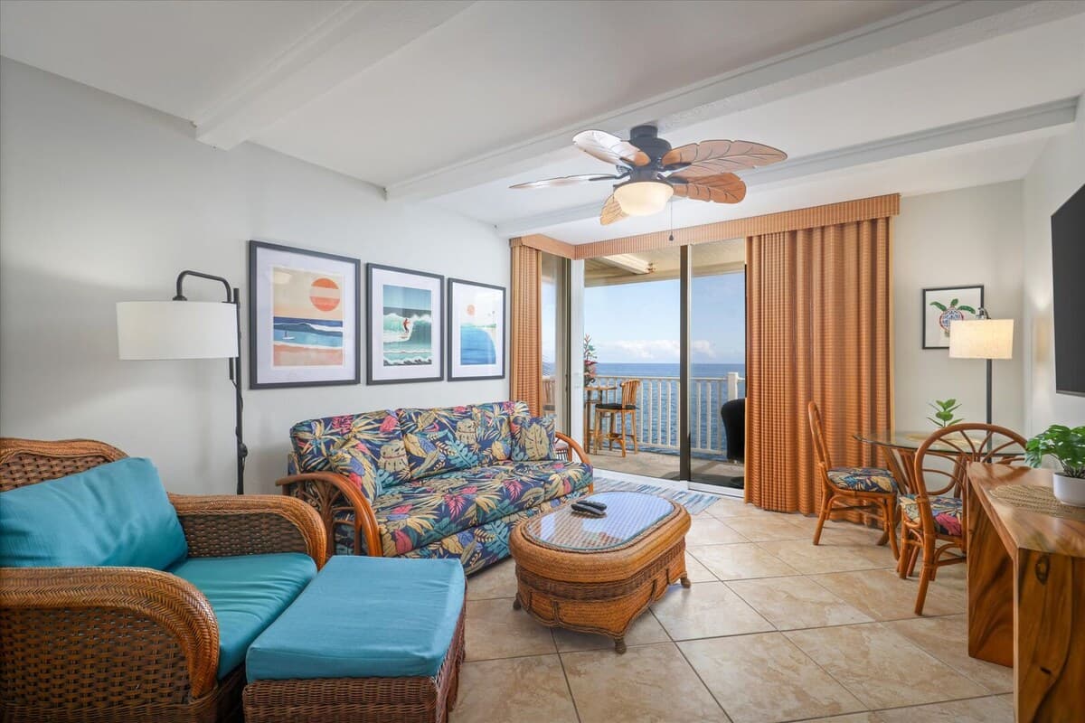 Condo in Kailua-Kona · ★4.75 · 1 bedroom · 1 bed · 1 bath - Photo 2