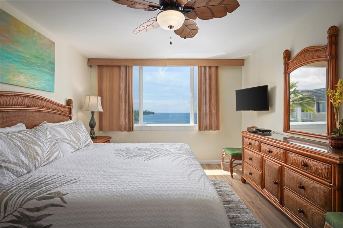 Condo in Kailua-Kona · ★4.5 · 1 bedroom · 1 bed · 1 bath - Photo 4
