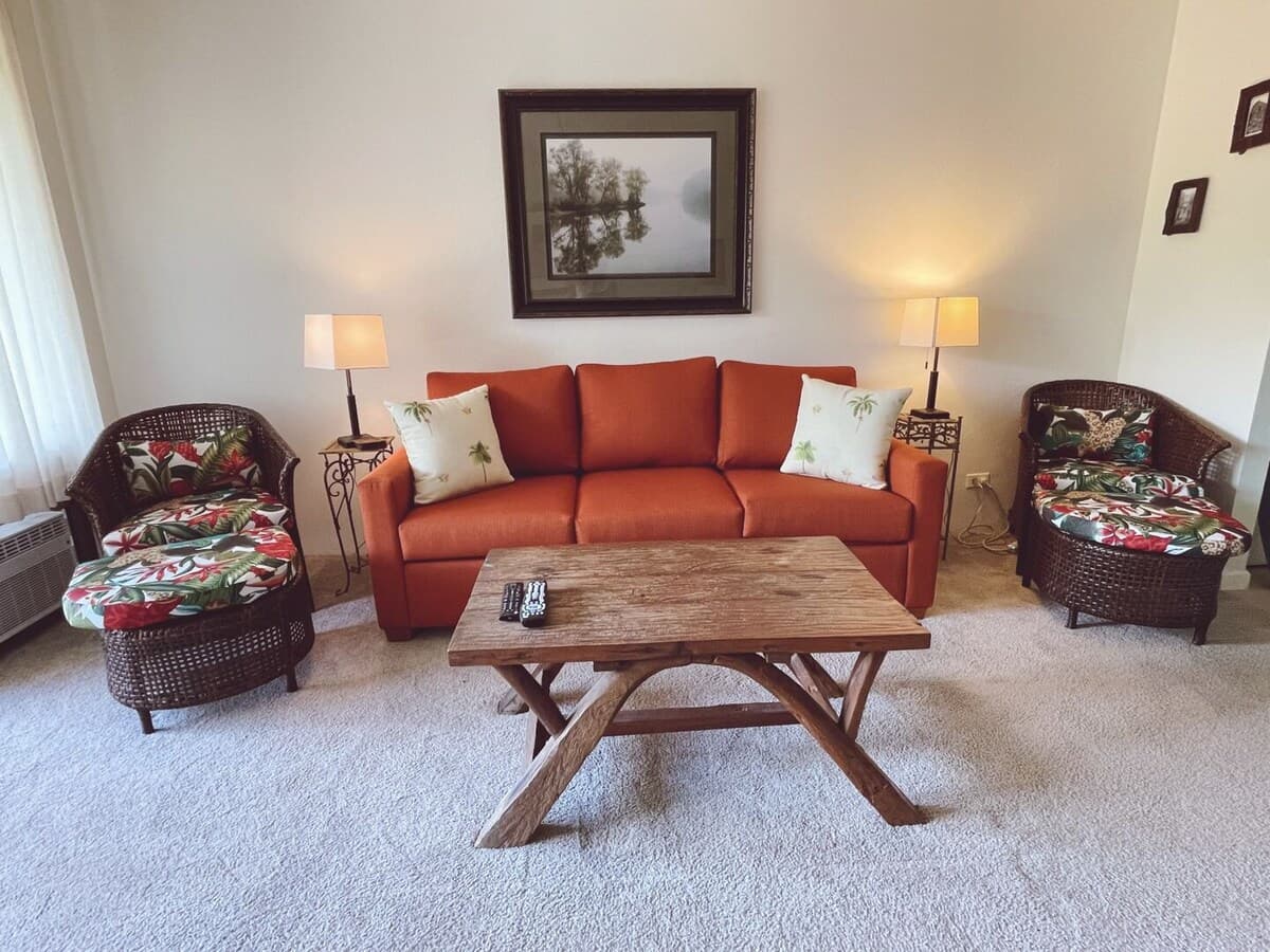Condo in Kailua-Kona · ★4.6 · 1 bedroom · 2 beds · 2 private baths - Photo 1