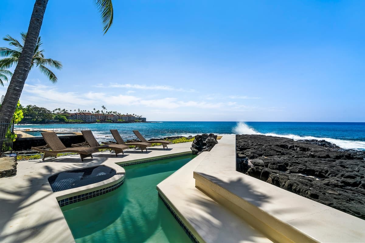 Home in Kailua-Kona · ★4.97 · 5 bedrooms · 9 beds · 6 baths - Photo 1