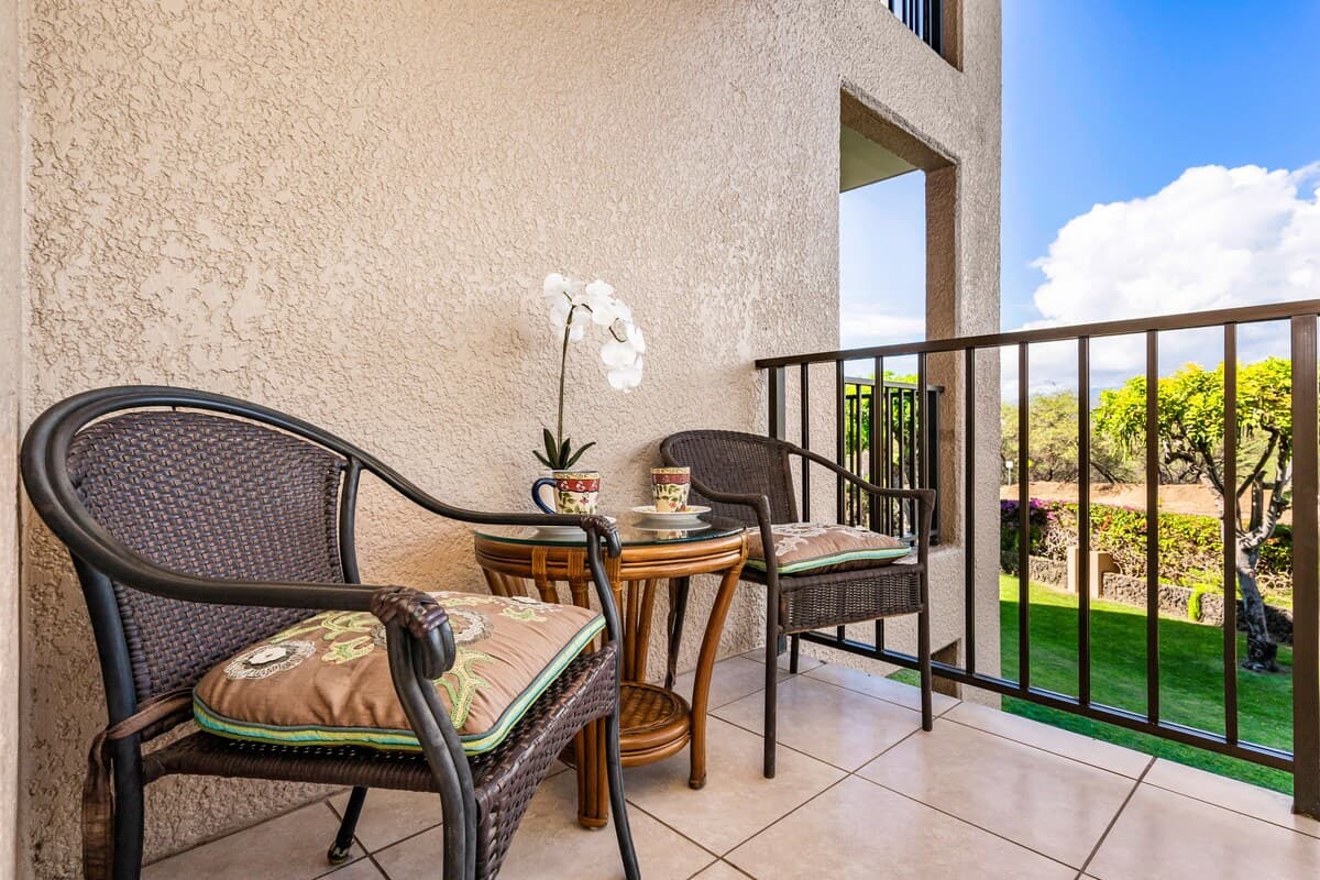 Condo in Kihei · ★4.61 · 1 bedroom · 2 beds · 2 shared baths - Photo 4