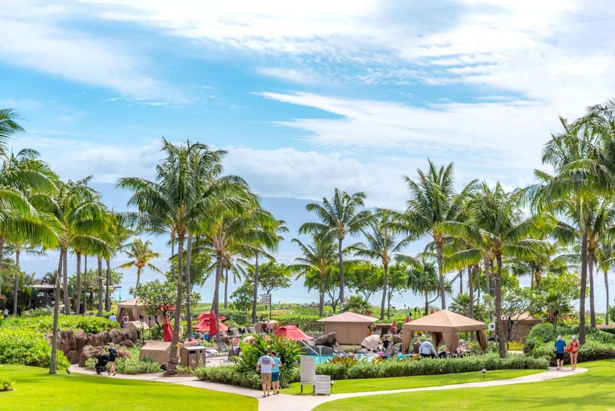 Condo in Lahaina · ★4.88 · 2 bedrooms · 3 beds · 2 baths - Photo 1