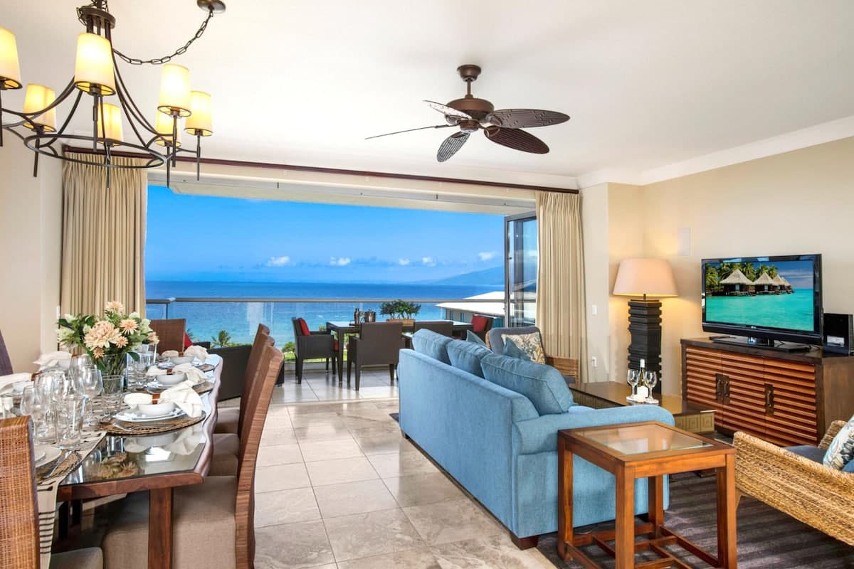 Condo in Lahaina · ★5.0 · 3 bedrooms · 4 beds · 3 baths - Photo 4