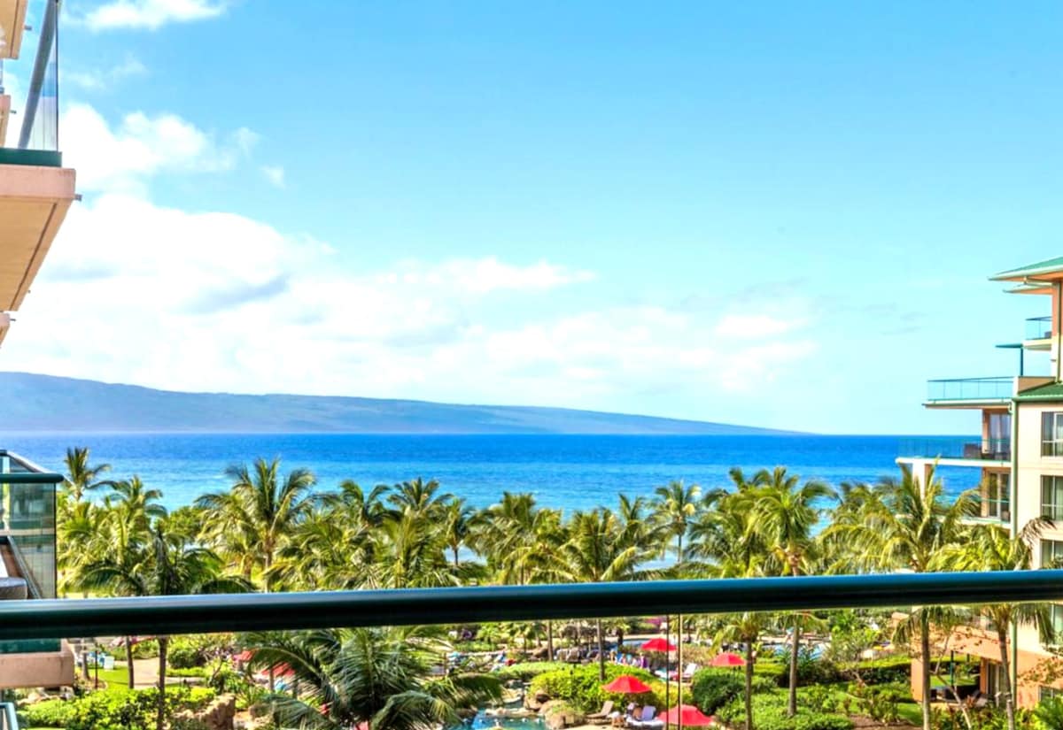 Condo in Lahaina · ★5.0 · 2 bedrooms · 3 beds · 2 baths - Photo 2