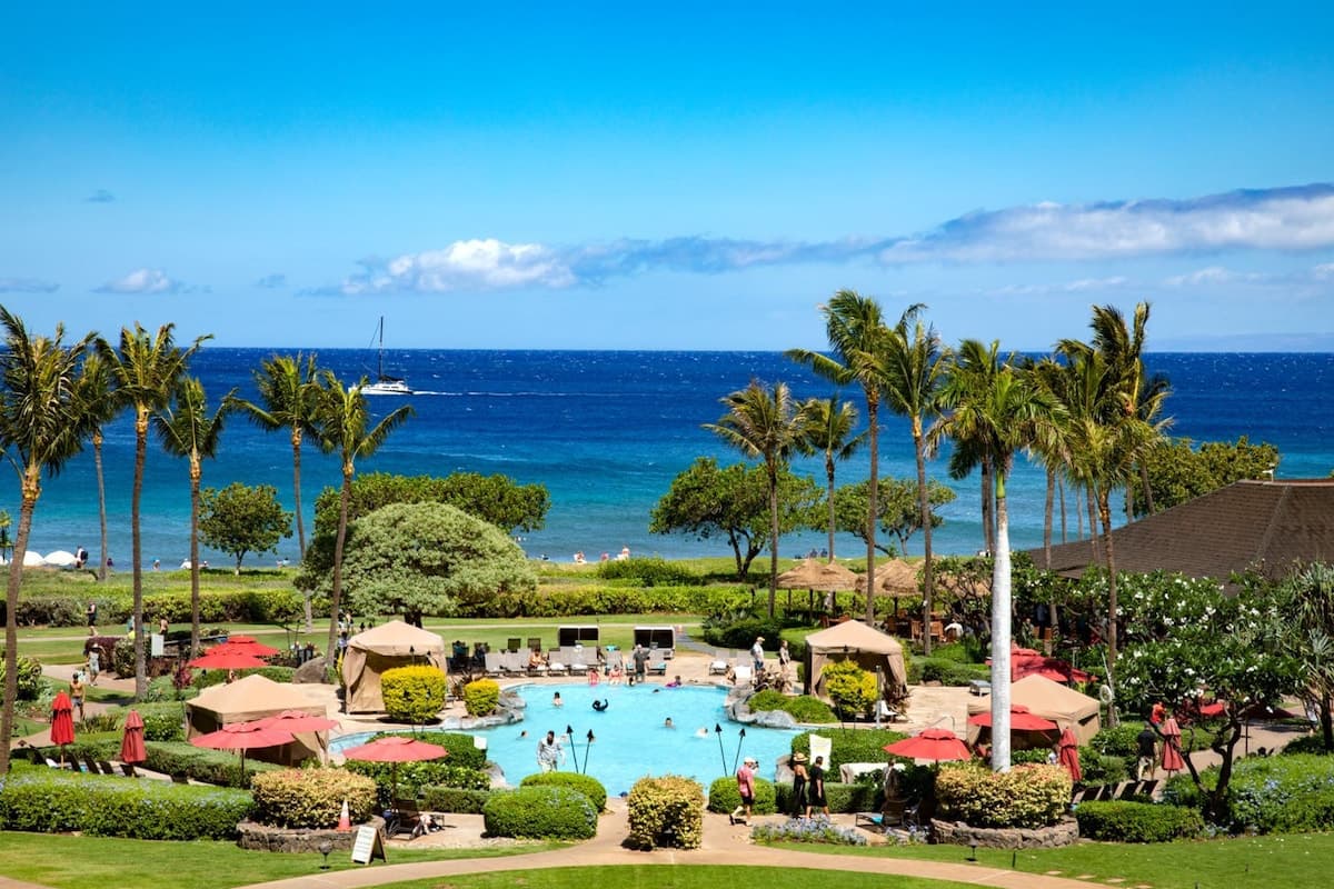 Condo in Lahaina · ★5.0 · 2 bedrooms · 3 beds · 2 baths - Photo 4