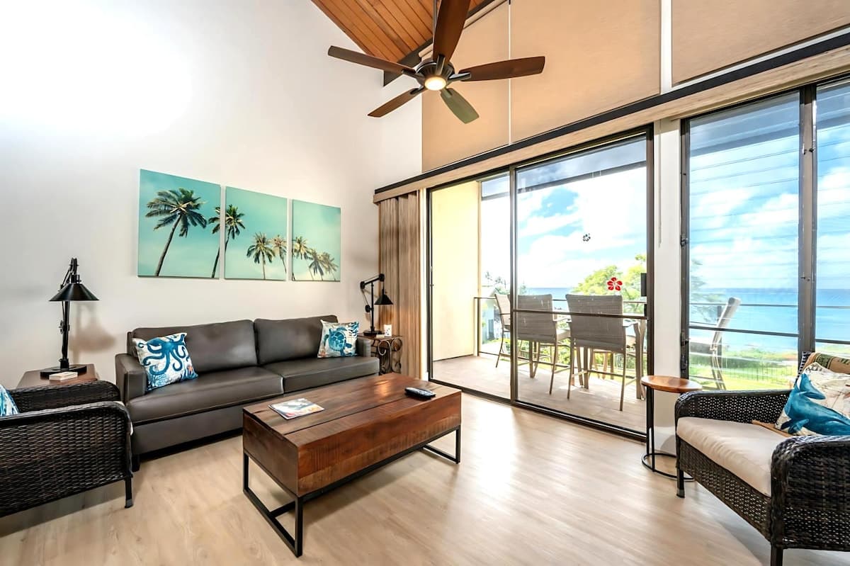 Condo in Lahaina · ★5.0 · 2 bedrooms · 3 beds · 2 baths - Photo 1
