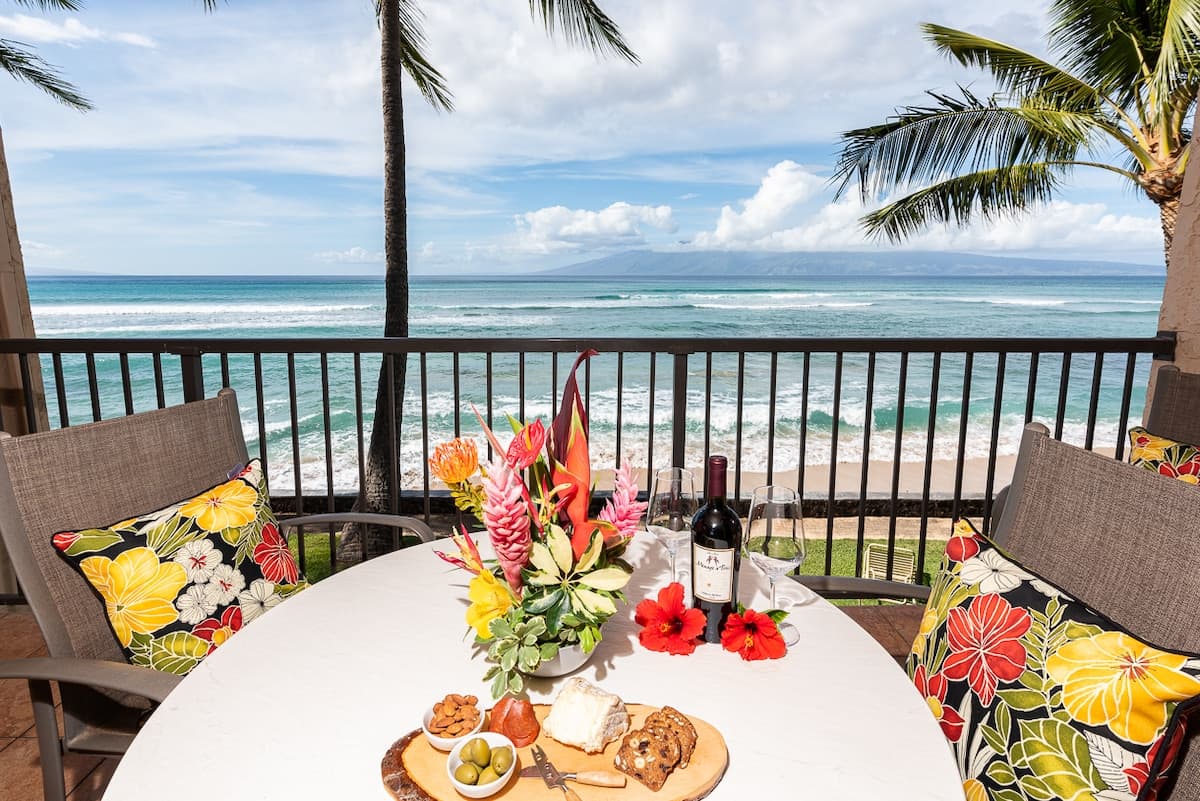 Condo in Lahaina · ★4.98 · 2 bedrooms · 2 beds · 2 private baths - Photo 1