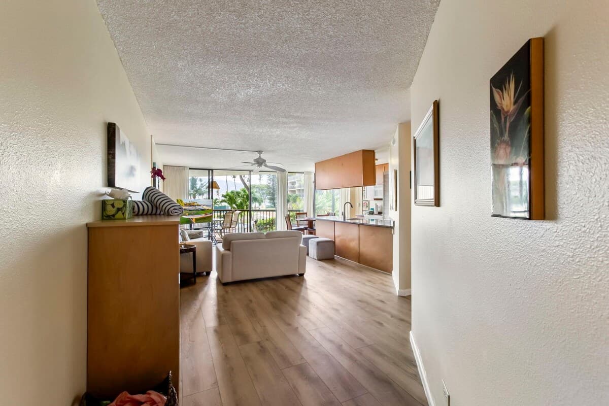Condo in Kihei · ★4.8 · 2 bedrooms · 5 beds · 2 private baths - Photo 3