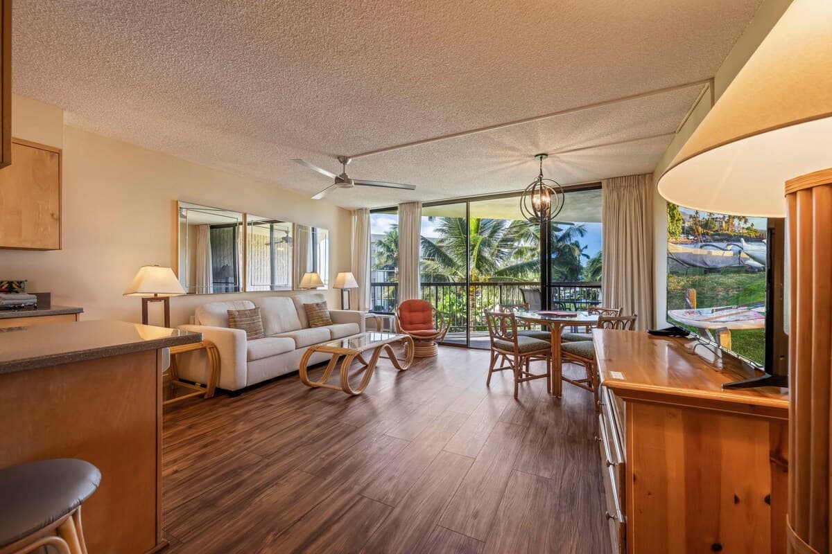Condo in Kihei · ★5.0 · 1 bedroom · 3 beds · 2 baths - Photo 2