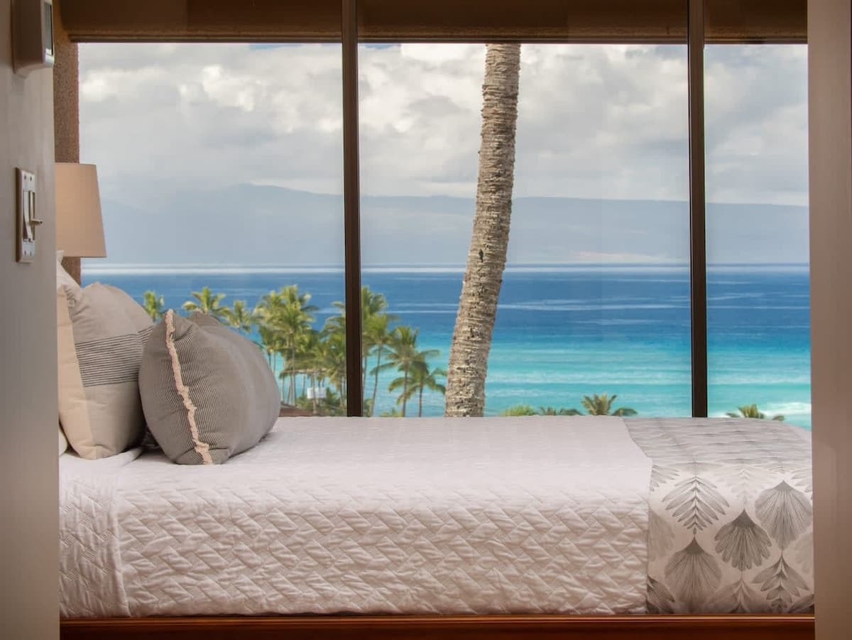 Condo in Lahaina · ★4.98 · 2 bedrooms · 2 beds · 2 baths - Photo 1