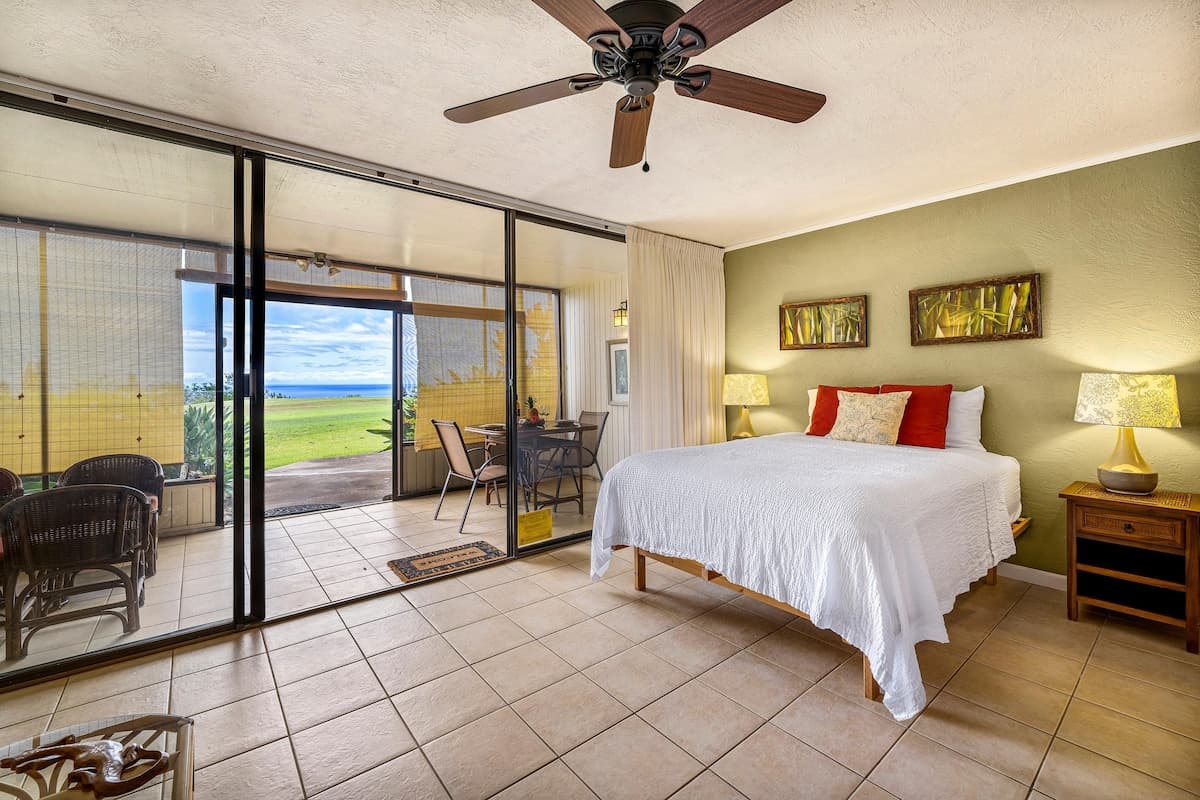 Home in Waikoloa Village · ★4.38 · Studio · 1 bed · 1 private bath - Photo 1