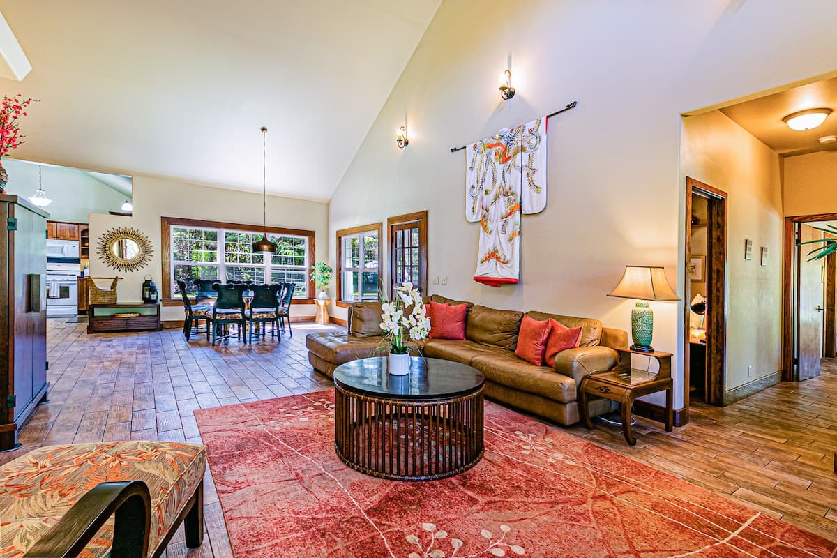Home in Volcano · ★4.89 · 3 bedrooms · 4 beds · 2 baths - Photo 4