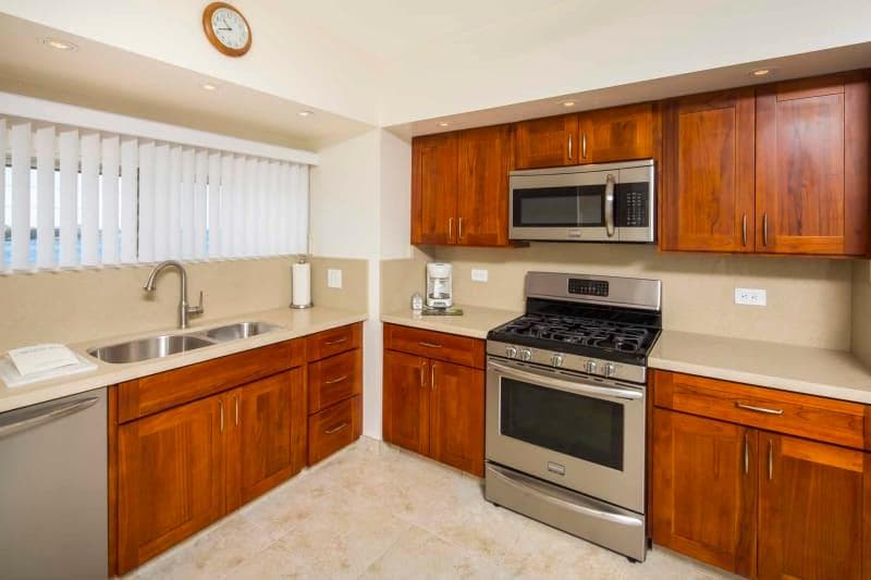 Condo in Honolulu · ★5.0 · 1 bedroom · 1 bed · 1 shared bath - Photo 3