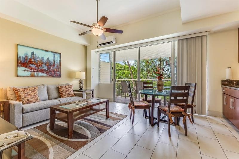 Condo in Honolulu · ★4.5 · 1 bedroom · 1 bed · 1 private bath - Photo 2