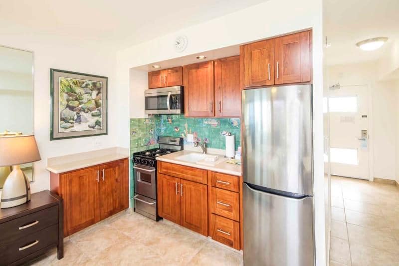Condo in Honolulu · ★5.0 · Studio · 1 bed · 1 private bath - Photo 3