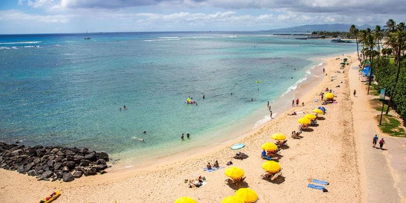 Condo in Honolulu · ★5.0 · Studio · 1 bed · 1 shared bath - Photo 5