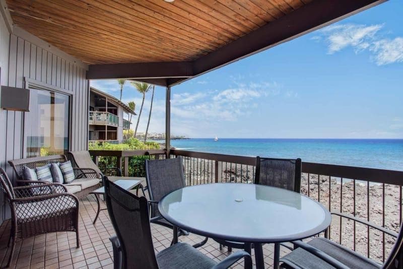 Breezy 2BR condo w/ lanai & hot tub - Photo 1