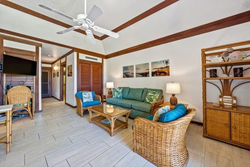 Condo in Koloa · ★4.85 · 1 bedroom · 1 bed · 1 private bath - Photo 2
