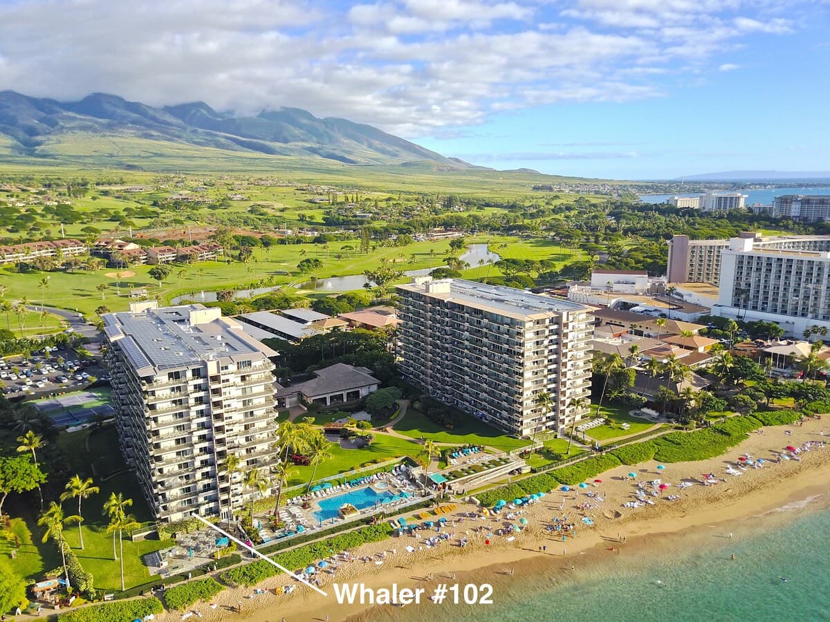Condo in Lahaina · ★4.5 · 2 bedrooms · 4 beds · 2 baths - Photo 4